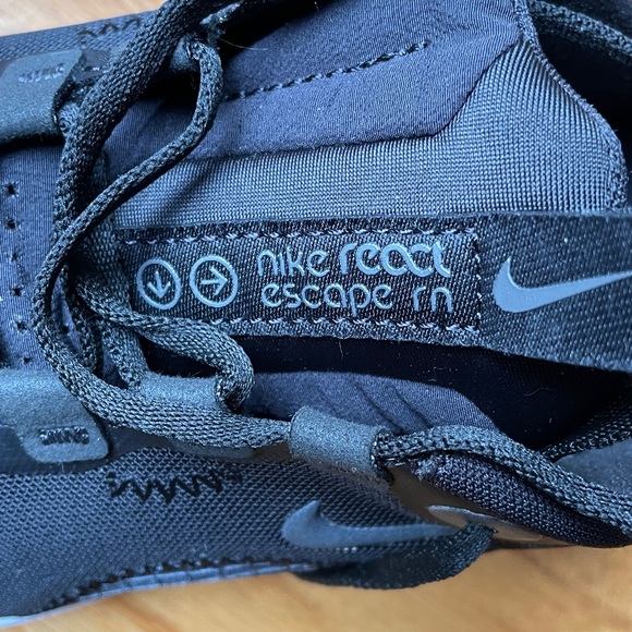 Nike React Escape Run Running Shoe Women’s 6 NEW! - Picture 11 of 15